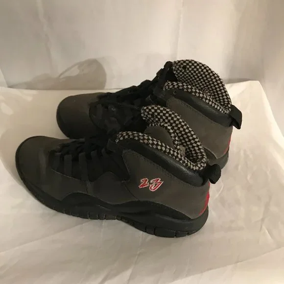 Jordan Youth Size 4T From The Air Jordan Collection Athletic Sport Sneakers - Picture 4 of 8